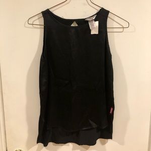 NWT Hard Tail tank top with keyhole back detail